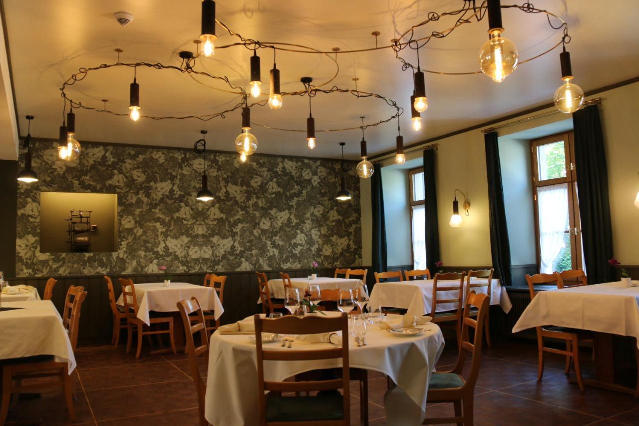 Hotel Sonne Sissach Exterior foto